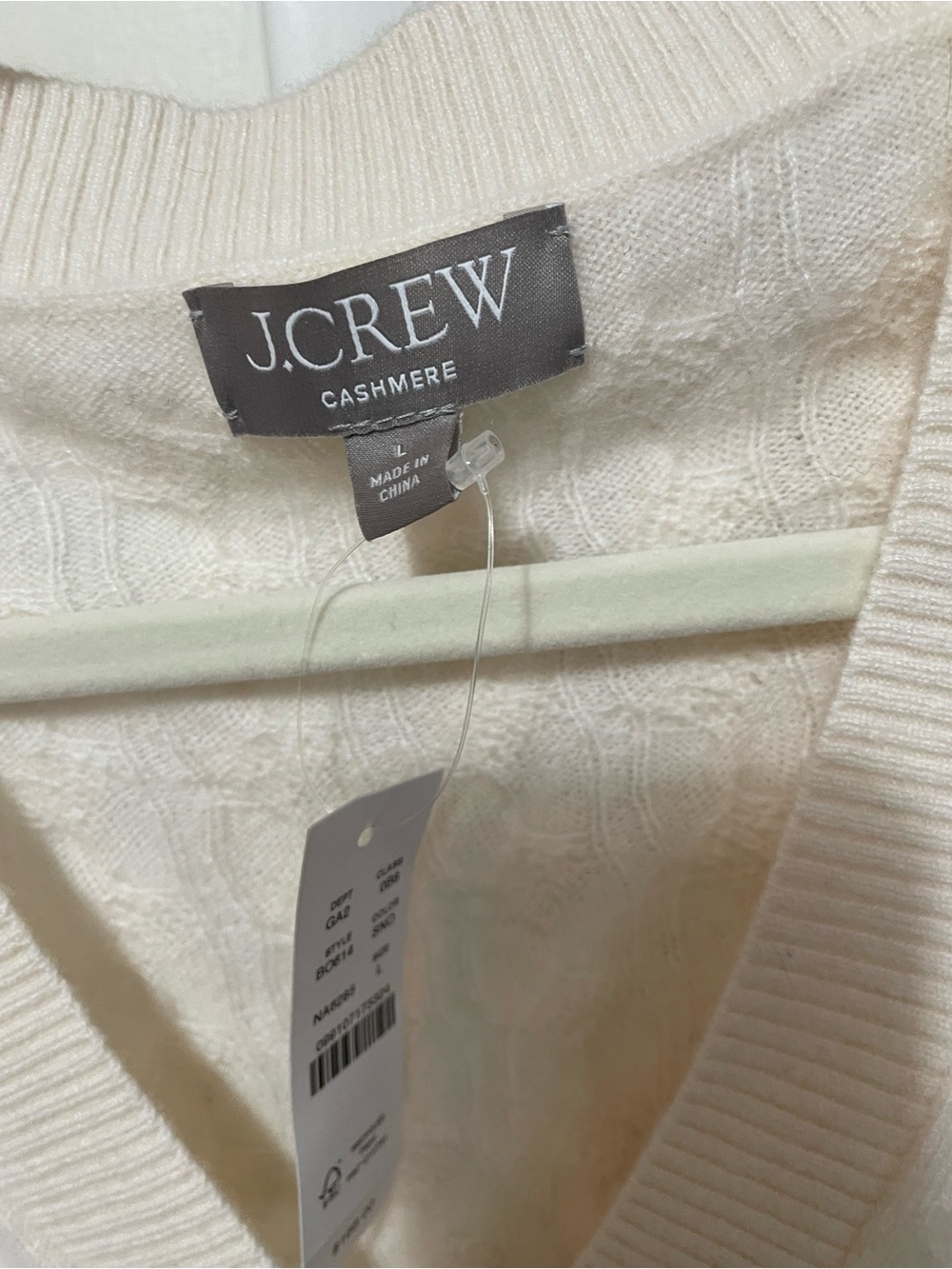 J. Crew Cashmere shrunken cable-knit V-neck cardigan sweater, Snow, L, NWT - Picture 11 of 16